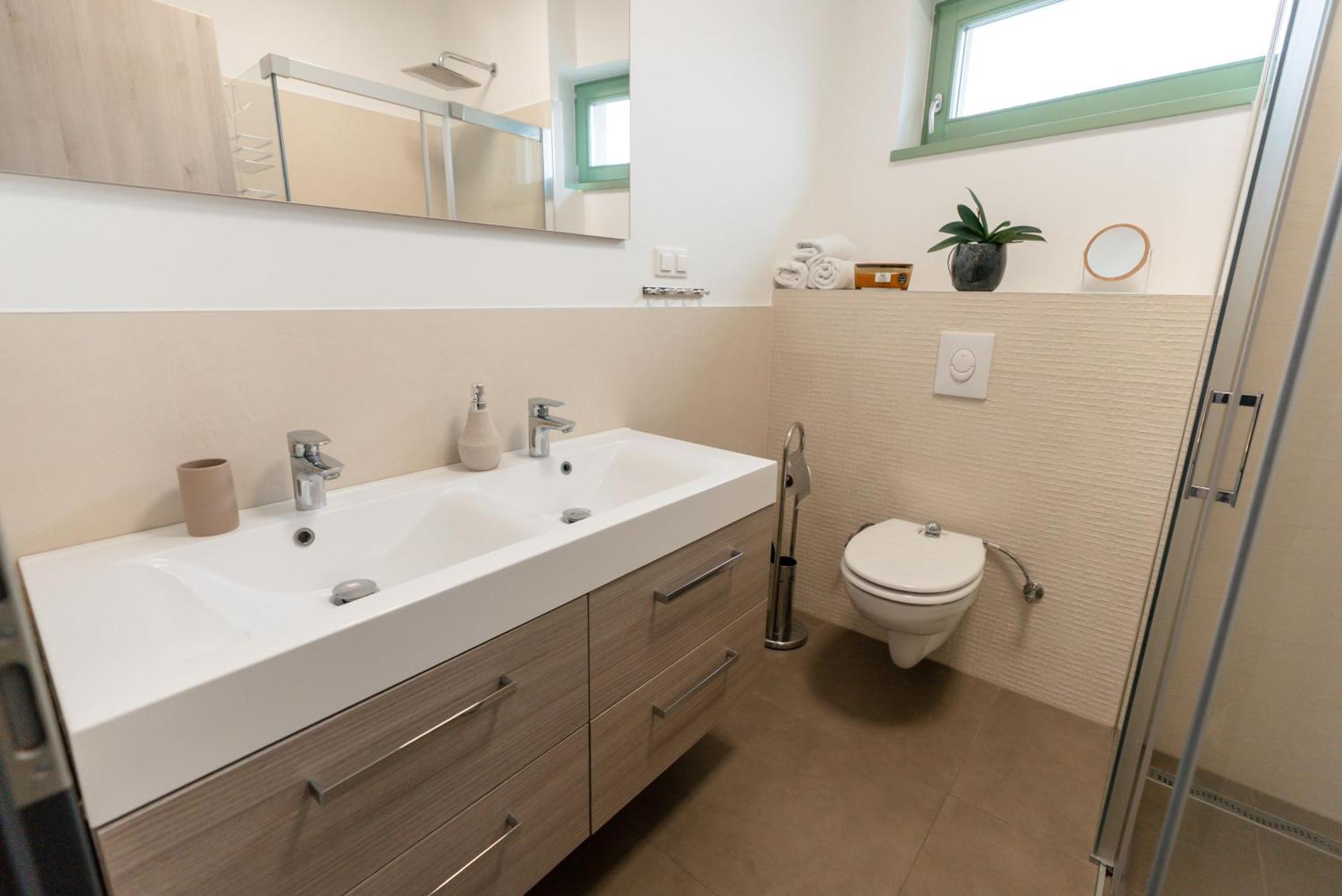 Jokai Apartman Dunafoldvar Εξωτερικό φωτογραφία