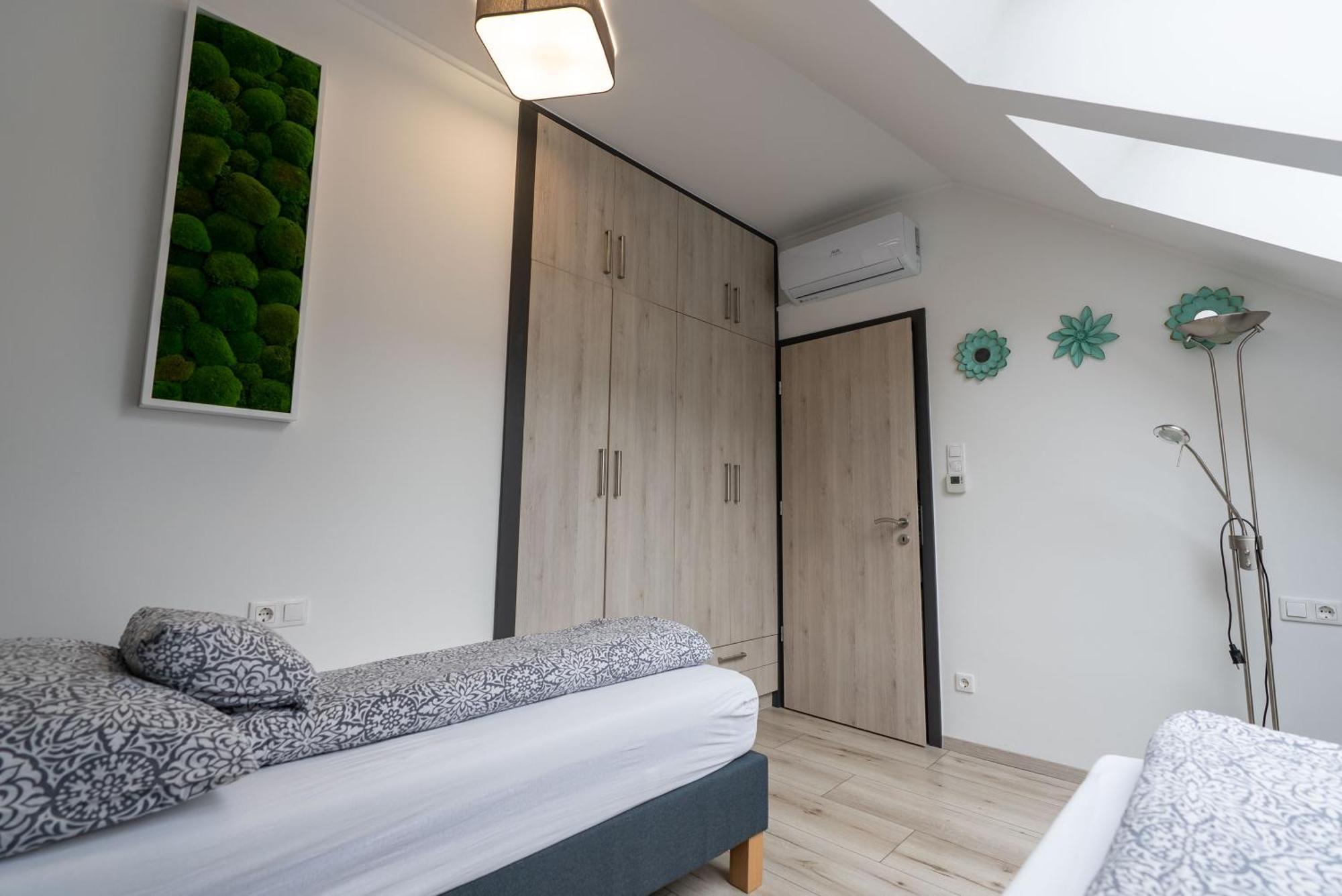 Jokai Apartman Dunafoldvar Εξωτερικό φωτογραφία